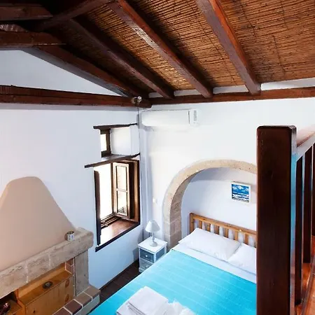 Ypatia Cozy Castle With Loft *