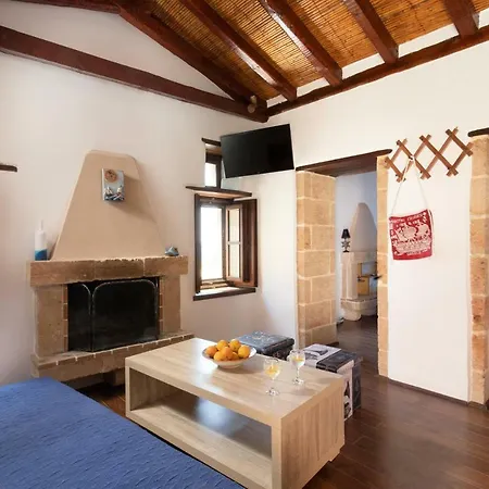 Ypatia Cozy Castle With Loft *