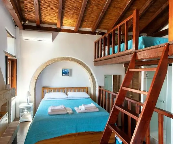 Ypatia Cozy Castle With Loft *