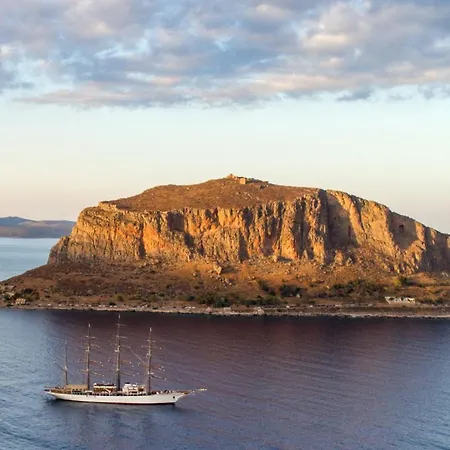 Casa vacanze Ypatia Cozy Castle With Loft