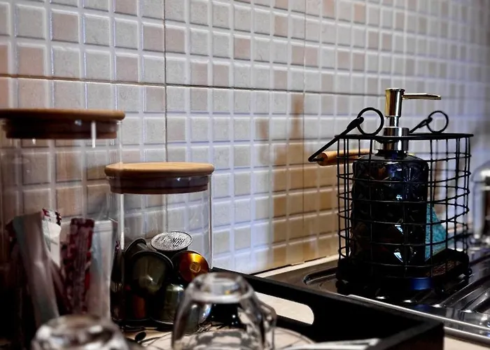 Ypatia Cozy Castle With Loft * מונמבאסיה